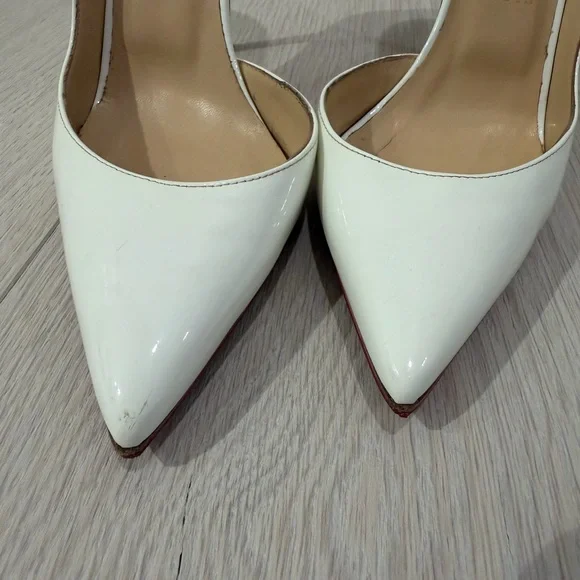 Christian Louboutn Iriza 85 mm Pumps - Picture 3 of 8
